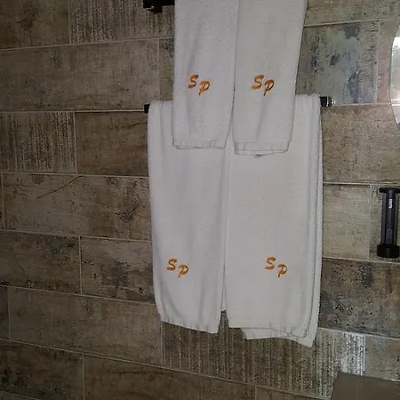 Sarajet E Pashait 2 فندق