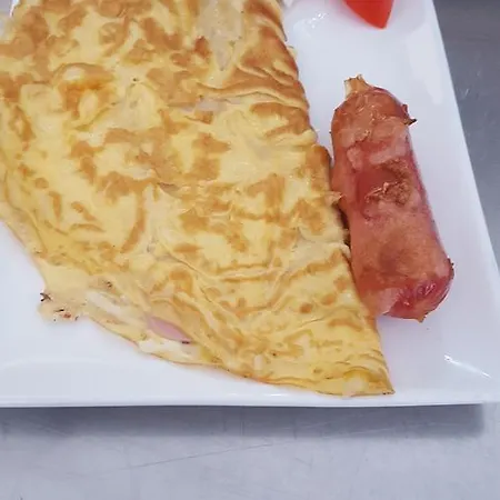 Sarajet E Pashait 2 Hotel 4*